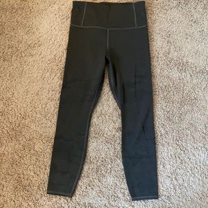 Athleta laser cut 7/8 tight